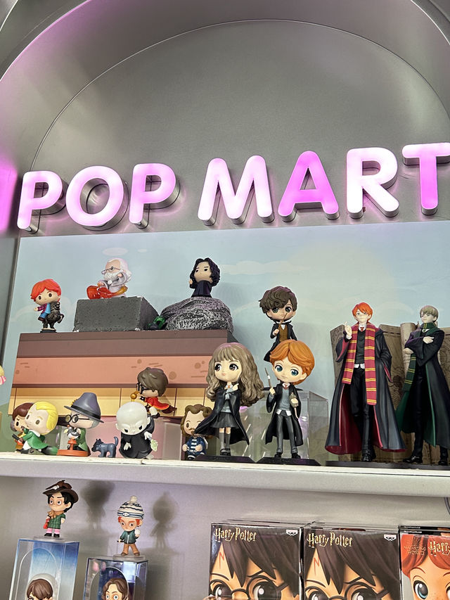 พาส่อง Pop Mart เซี่ยงไฮ้ อลังการจริงไหมนะ?🇨🇳 พาส่อง Pop Mart เซี่ยงไฮ้ อลังการจริงไหมนะ?🇨🇳