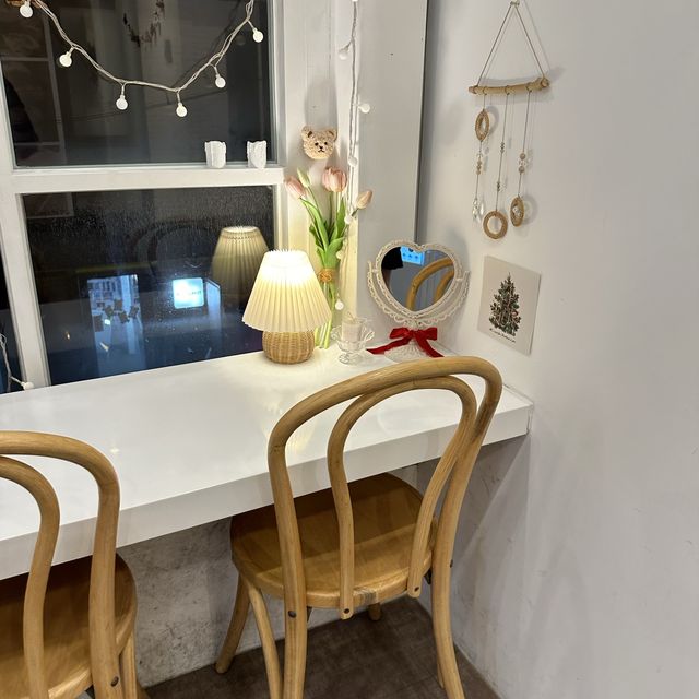 クリスマスムード全開でかわいすぎるソウルのカフェ