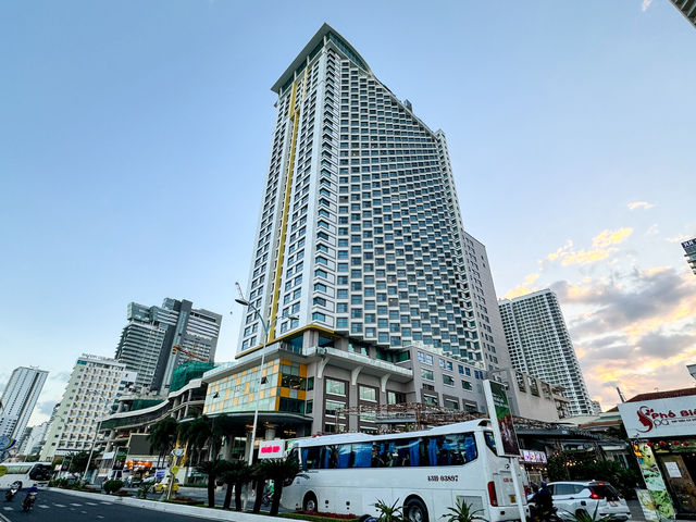 ที่พักริมทะเลห้าดาวเมืองญาจาง