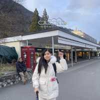 置身童話世界櫻花之旅-瑞士最美小鎮因特拉肯