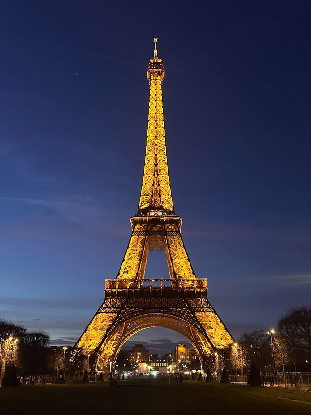 9 จุดถ่ายรูป Eiffel Tower ที่อยากมาแนะนำ