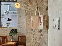 คาเฟ่ฮ่องกงที่เรารัก Halfway Coffee (Hoi On Cafe)
