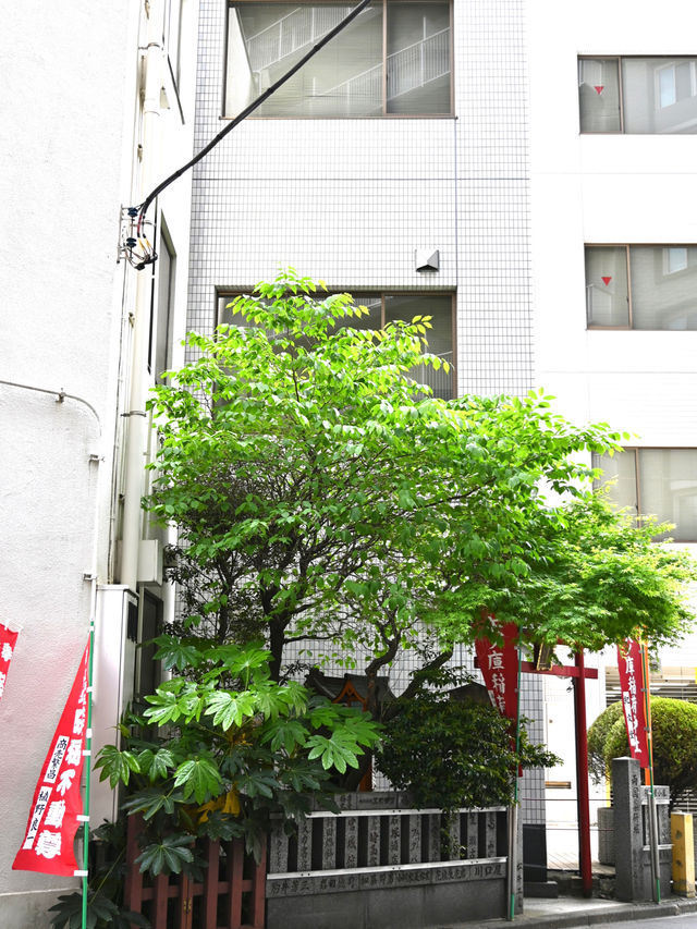 【矢ノ庫稲荷神社/東京都】日本橋の米蔵を守護する神社