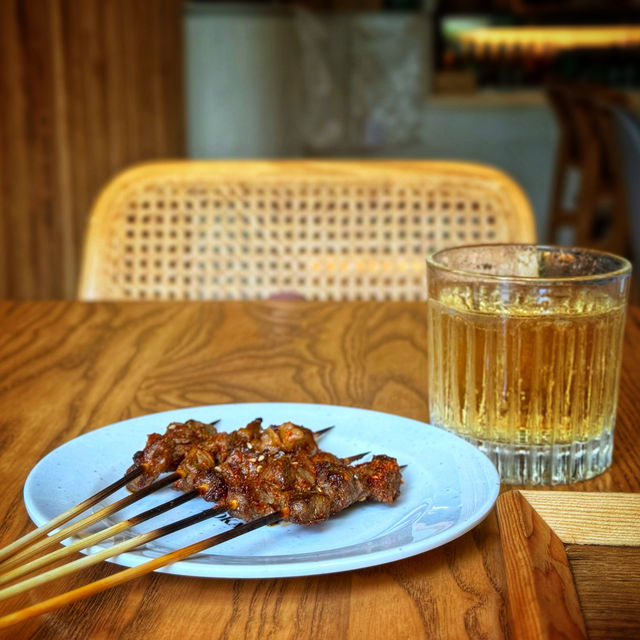 小野人 KOKA：串燒爐上菜，特別鍾意燒粟米和海鮮！