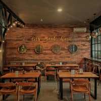 YOU COFFEE & RESTO | THE PLACE IS SUPER COOL