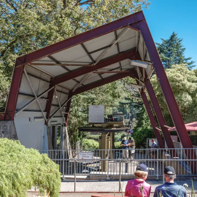 朗塞斯頓排名第一的觀光景點