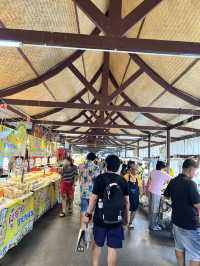 ตลาดน้ำบางน้ำผึ้ง บางกระเจ้า