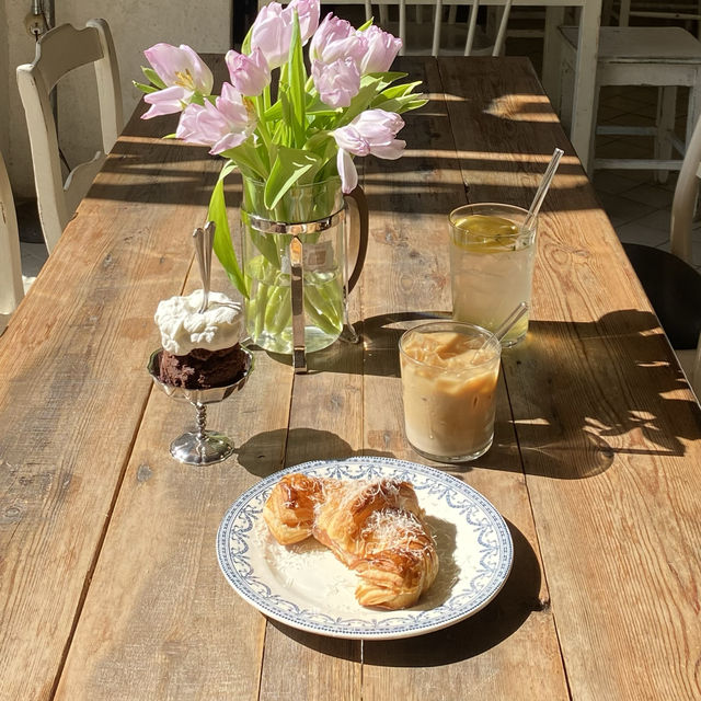 釜山のお気に入りカフェ"tot"☕️