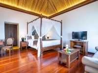 รีสอร์ท…ที่มีวิวพระอาทิตย์ตกสวยไม่เป็นรองใคร🌅