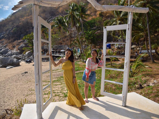 เดินถ่ายรูปชิวๆหาดนุ้ย มัดดิฟแห่งภูเก็ต
