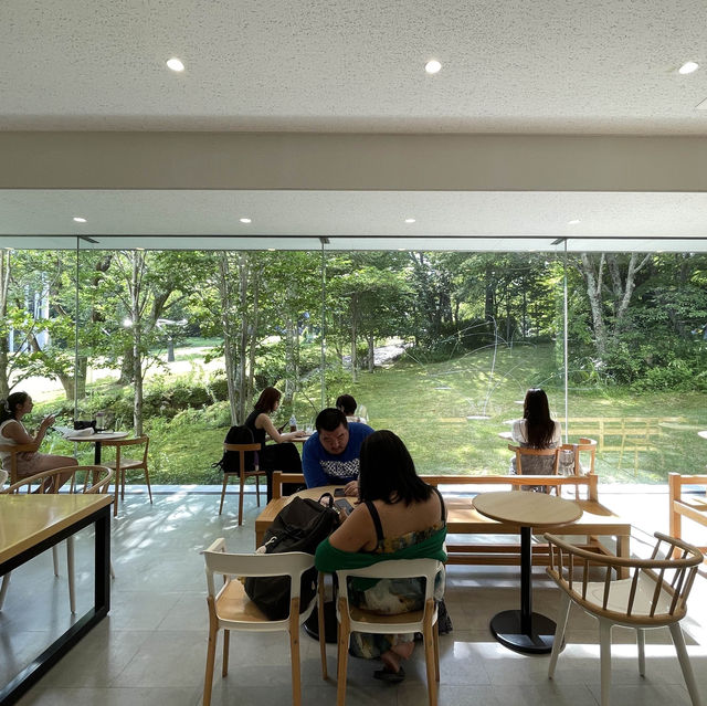 雕刻之森美術館 - 一座藝術與自然的結合