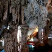 ชมหินงอกหินย้อย วัดถ้ำพุหว้า กาญจนบุรี