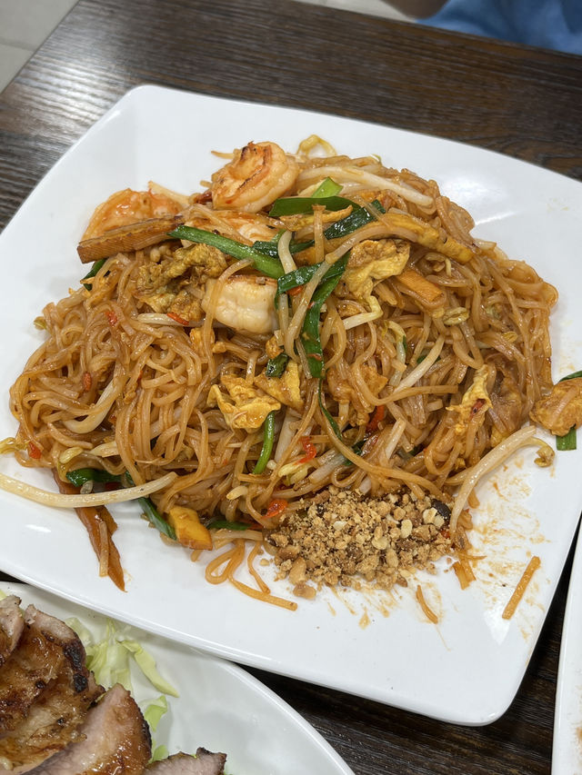 在九龍城吃泰國菜！