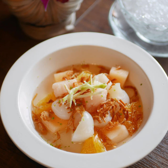 ร้านอาหารไทย ย่านถนนข้าวสาร แกงสูตรโบราณ 100 ปี