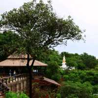 วัดสิรินธรวรารามภูพร้าว วัดสวยอุบลราชธานี