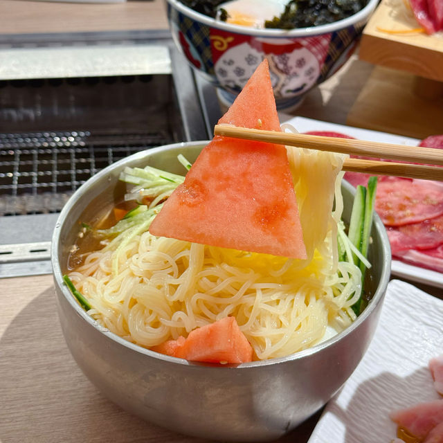 外星人主題👽路軌燒肉餐廳💕