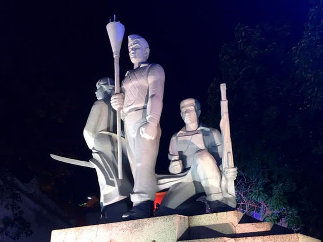 รีวิว Dong Kinh Nghia Thuc Square (🇻🇳) 