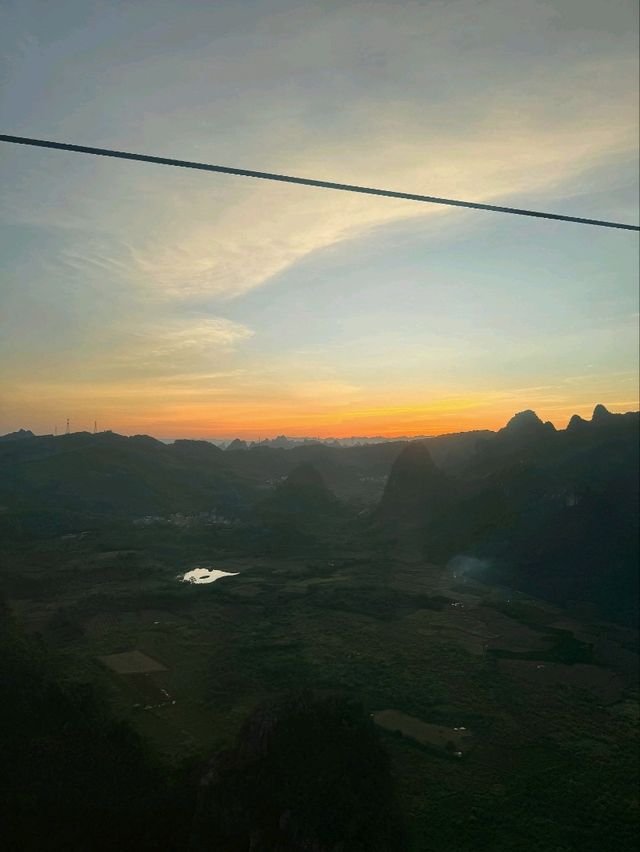 GOLDEN HOUR IN YANGSHUO : MOMENTS TO REMEMBER
