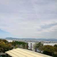 JR博多駅ビルの屋上展望台「つばめの杜ひろば」