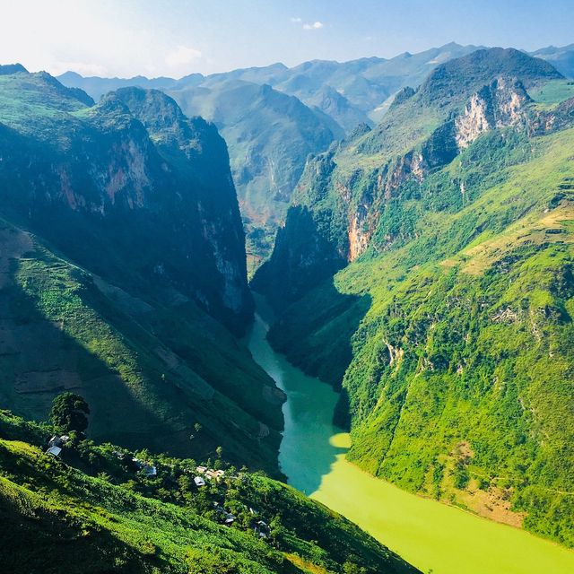 Discover the Scenic Beauty, Rich Culture, and Warm People of Ha Giang