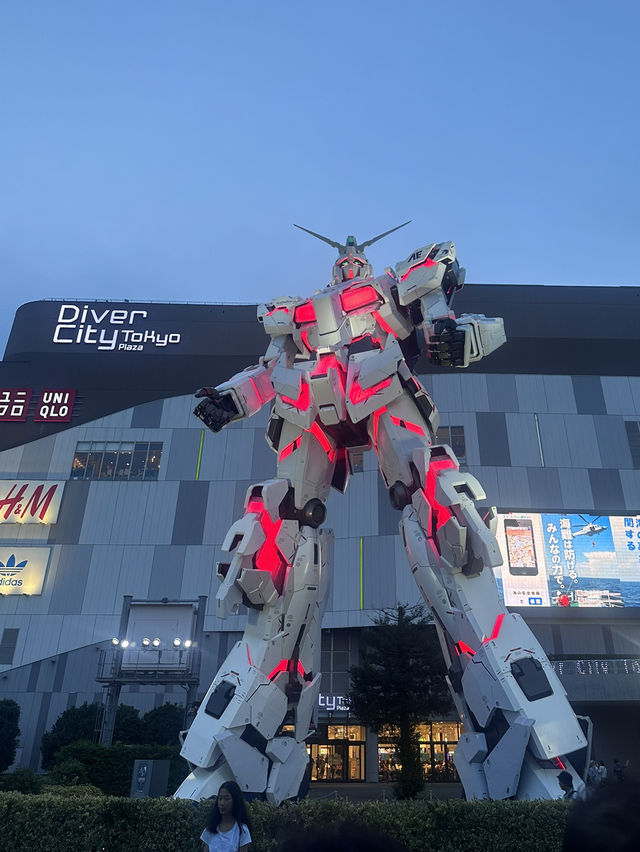 東京·1:1獨角獸高達