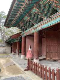 Stepping Back in Time: Hanbok Experience at Gyeonggijeon on a Gloomy Day