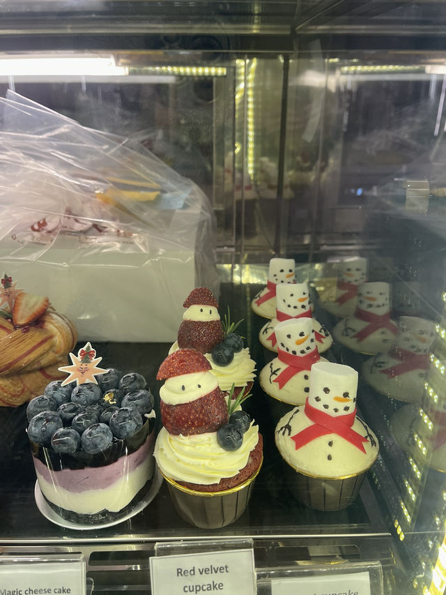 คาเฟ่ธีมคริสต์มาส 🎄Dawn to Dusk