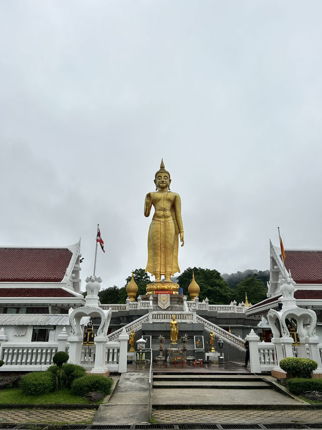 จุดชมวิวเขาคอหงส์ยามเย็น⛰️🏞️