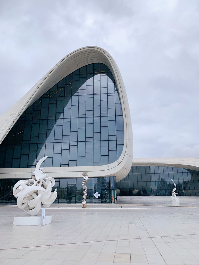 Baku Awaits: A Perfect Weekend Itinerary for First-Timers in Azerbaijan’s Capital