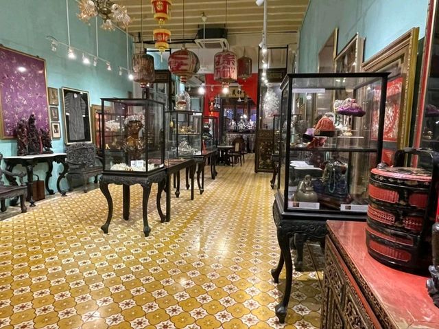 Unveiling the Rich Heritage of Pinang Peranakan Mansion