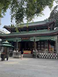 Temple of the 6 Banyan Trees