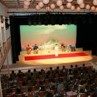 安來節演舞館的「泥鰍拔河賽」