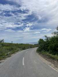 Exploring Waikabubak and surrounding areas by Scooter: The Best Way to See Sumba 🛵🌿