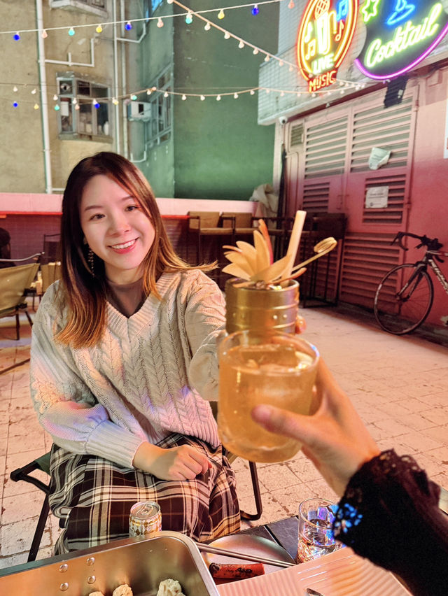 銅鑼灣2層酒吧，任食BBQ🍢特調Cocktails🍸