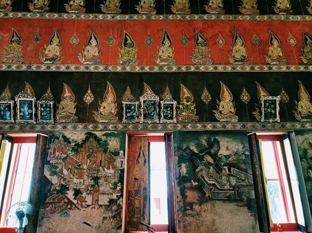 泰國曼谷湄南河畔著名古跡寺廟景點：Wat Suwannaram Ratchaworawihan，氣勢恢宏寺廟建築，十六世紀精美壁畫，適合打卡拍照📸冥想