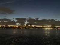 Romantic Manhattan River View