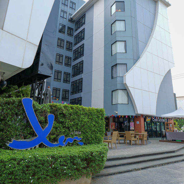 Xen Hotel Nakhon Pathom ที่พักวิวองค์พระปฐมเจดีย์