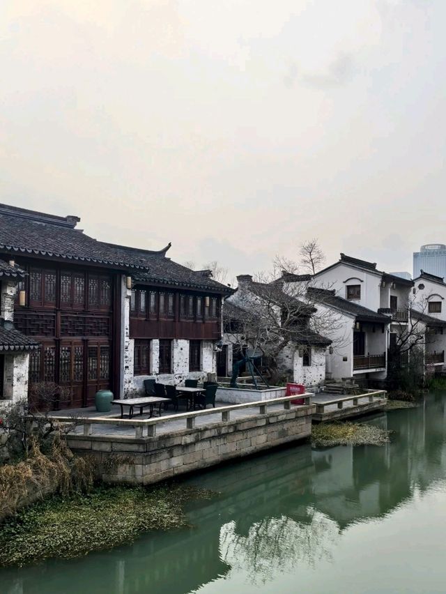 Xuntang Bridge: A Qing Dynasty Stone Arch