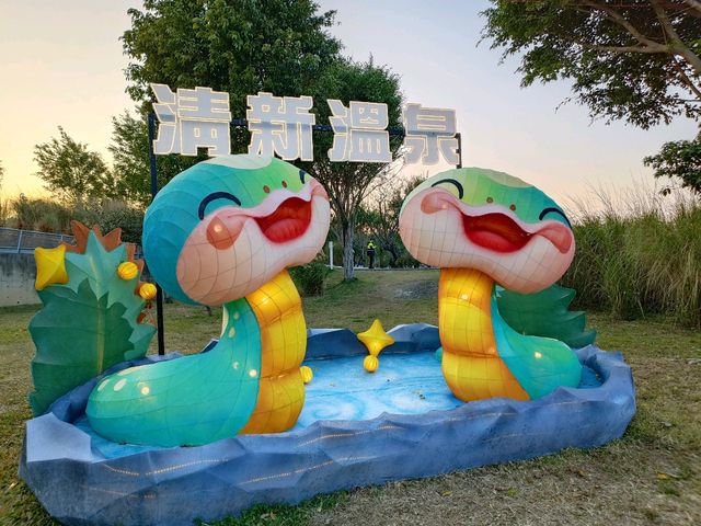 2025台中璀燦燈會，中央公園化身光影藝術殿堂。
