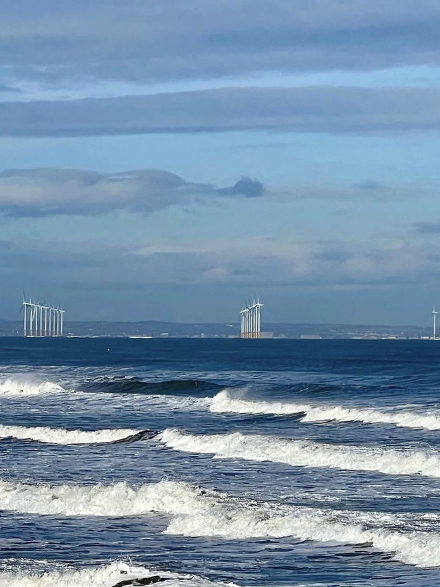 A Classic Seaside Stroll at Saltburn Pier