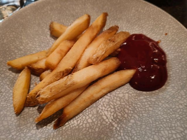 銅鑼灣隱世餐廳 $98 半自助午餐 😱 抵食到爆！