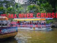 "Melaka River Cruise: Sailing Through Time in the Venice of the East"