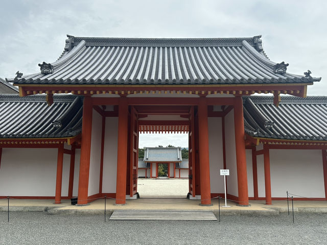 靜謐綠洲：漫遊京都御苑的歷史與自然之美