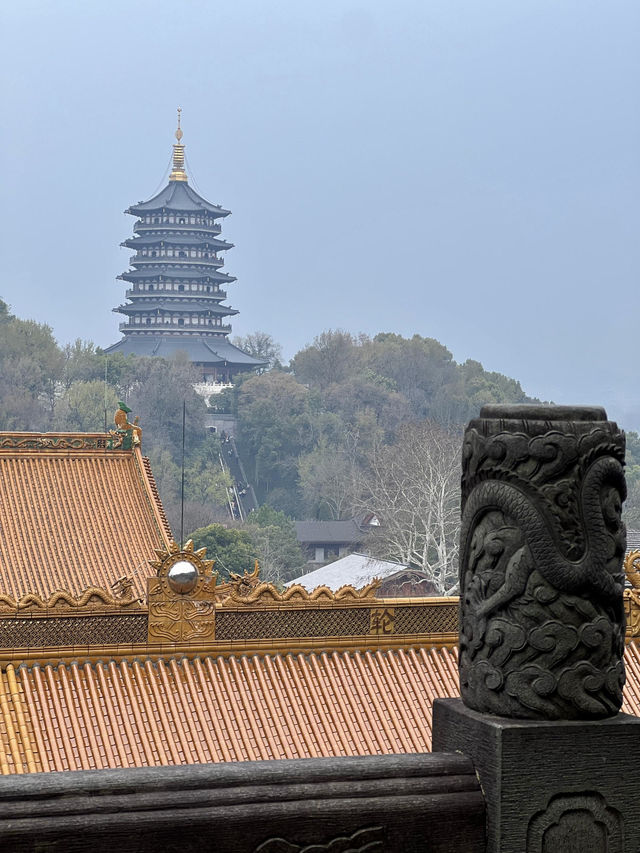 A Spiritual Journey to Nanping Wanzhong at West Lake