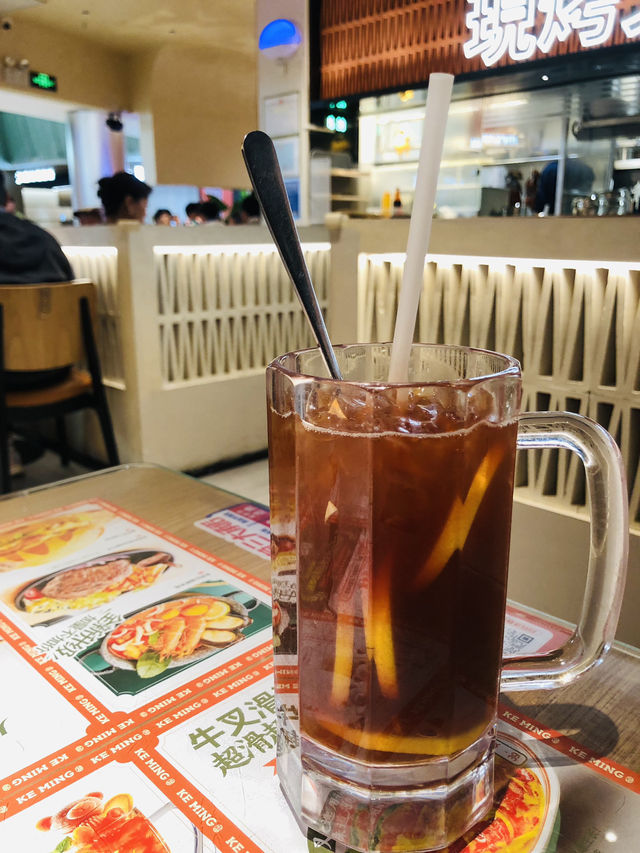 很美味的下午茶，薯條🍟雞翼我最愛😍