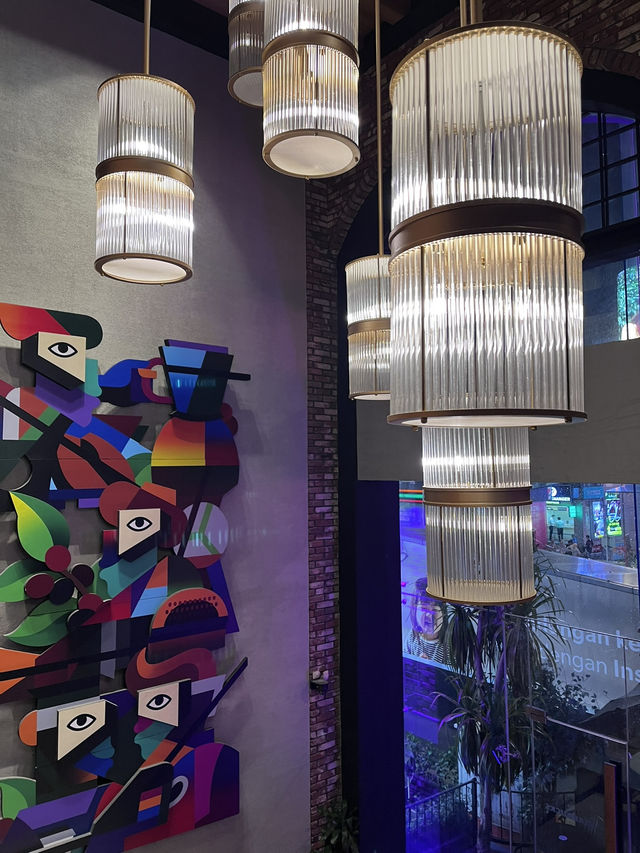 Spring sips: Starbucks Reserve at WOLO
