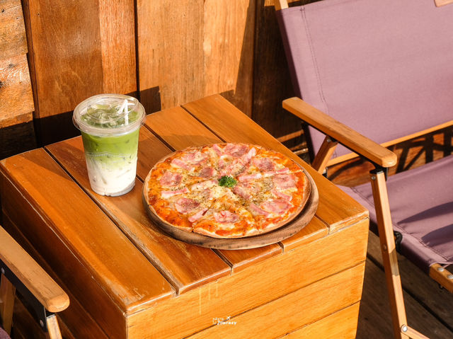 บ้านเขาคาเฟ่ คาเฟ่บ้านไม้หลังเล็กเขาค้อ🍕🏠