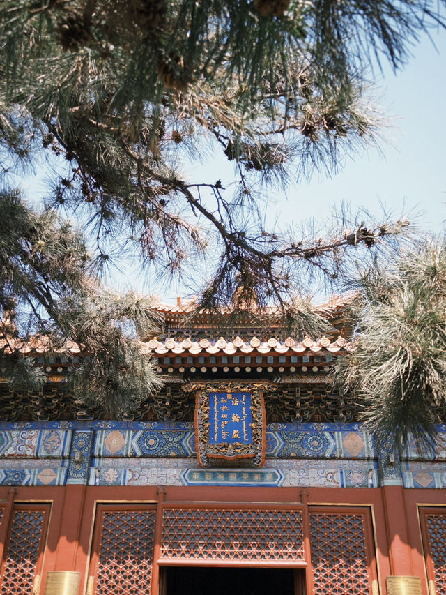 北京雍和宮：探索歷史與文化的藏傳佛教聖地💭📖