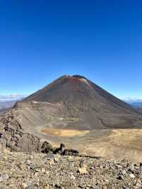 Hike Through Middle-earth: Conquer the Tongariro Crossing