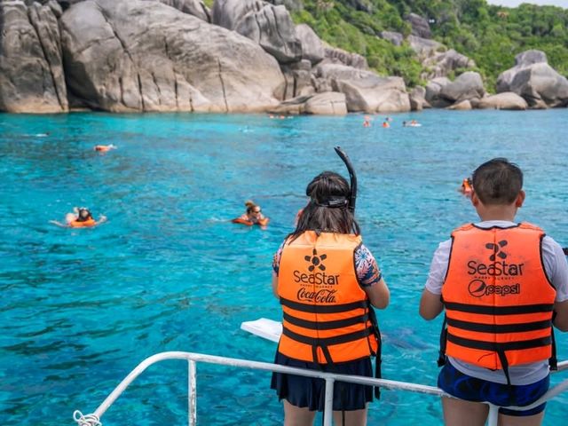 เที่ยว One Day Trip หมู่เกาะสิมิลัน น้ำใสๆ
